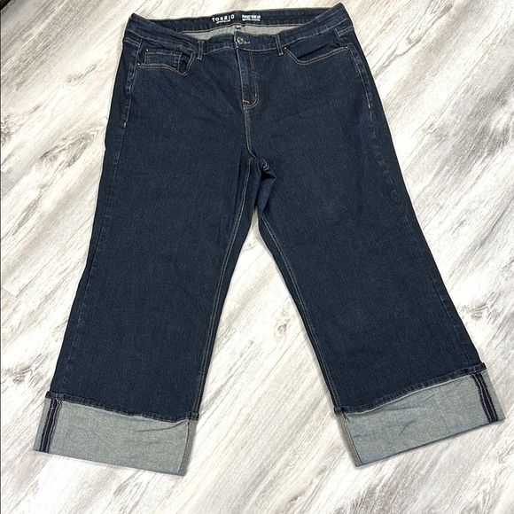 Torrid Perfect Wide-Leg Vintage Stretch Denim Cuffed Dark Blue Trouser Jeans 20S - Picture 1 of 11